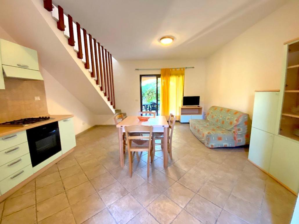 Residence Almusura San Teodoro  Eksteriør billede