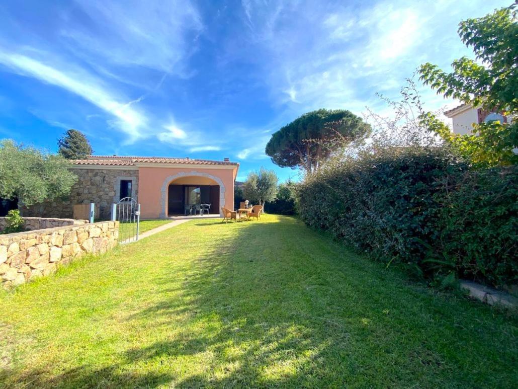 Residence Almusura San Teodoro  Eksteriør billede